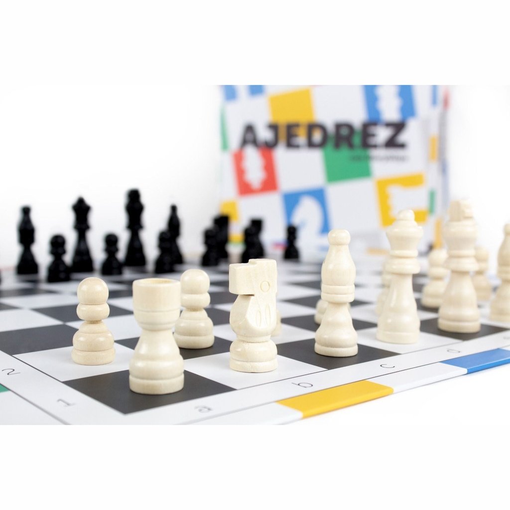 Ajedrez con Merybliya ZACATRUS