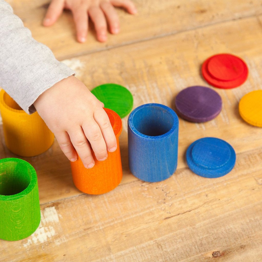 Cubiletes de colores con tapa GRAPAT