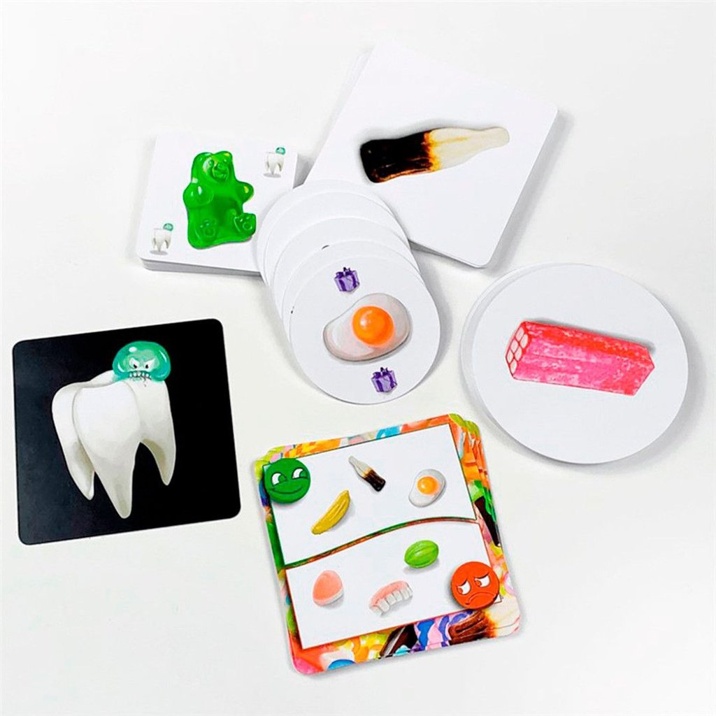 Chuches - Juego de cartas ÁTOMO GAMES