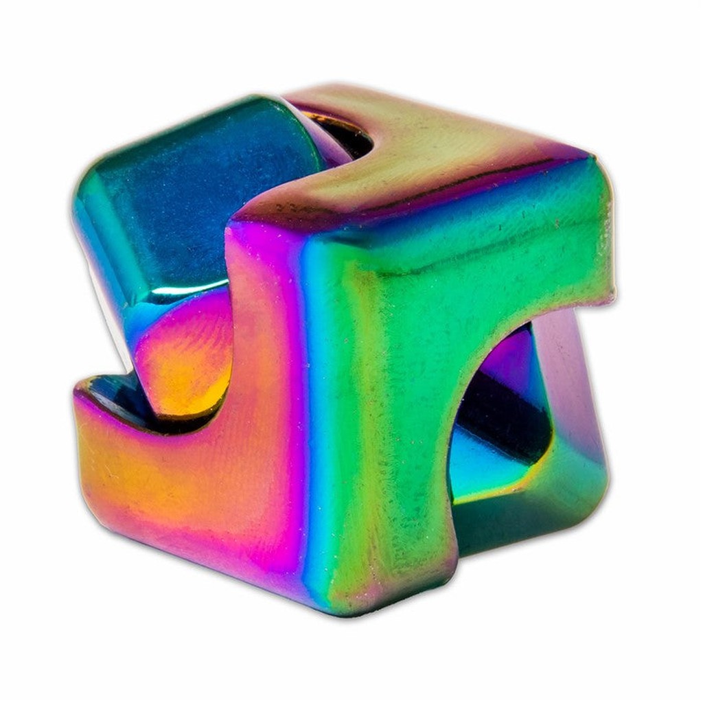 5933600